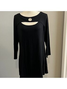 Max & Rina Long Sleeve Black Scoop Neckline Dress.  Size Medium